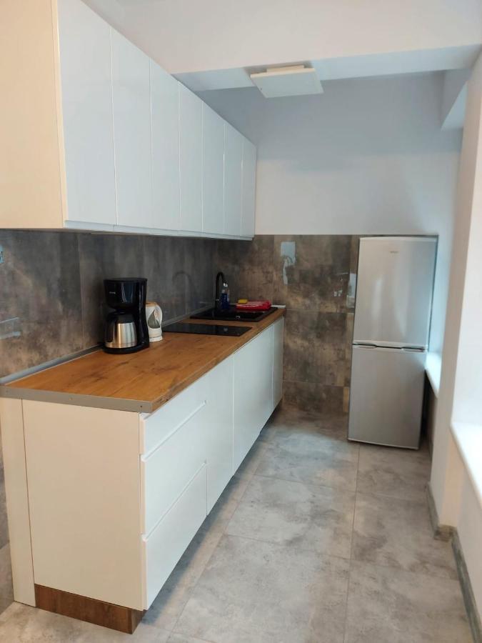 Apartament Z Duzym Tarasem Apartment ชวีโนวิชแจ ภายนอก รูปภาพ